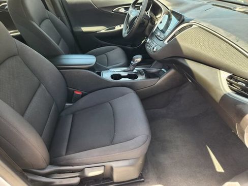 Used 2024 Chevrolet Malibu LT FWD image 14