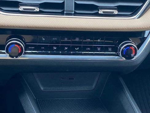 New 2026 Chevrolet Equinox ACTIV w/ Safety and Technology Package image 11