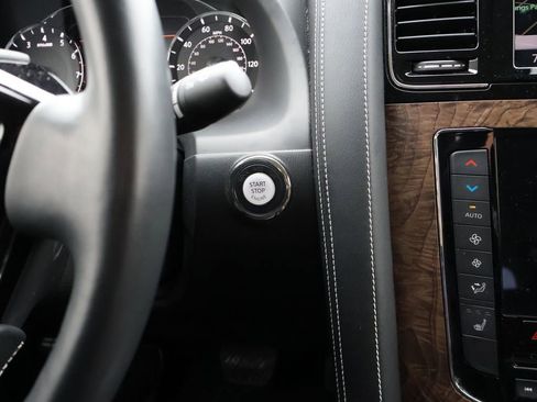 Used 2021 INFINITI QX80 Premium Select w/ All-Season Package image 28