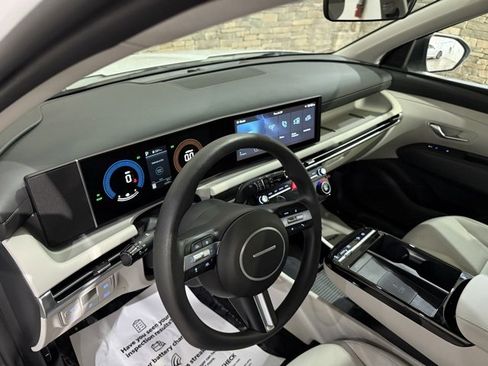 New 2025 Hyundai Tucson Blue image 11