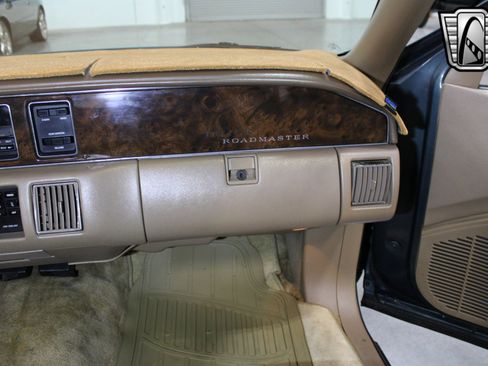 Used 1993 Buick Roadmaster Estate image 21
