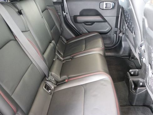 Used 2022 Jeep Gladiator Rubicon w/ LED Lighting Group image 33