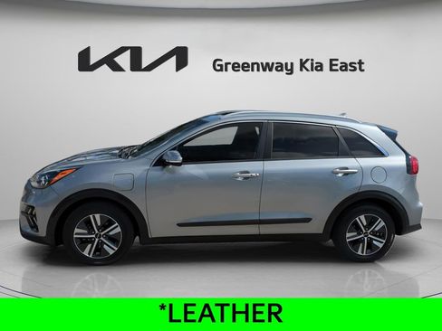 Used 2022 Kia Niro EX Premium image 6