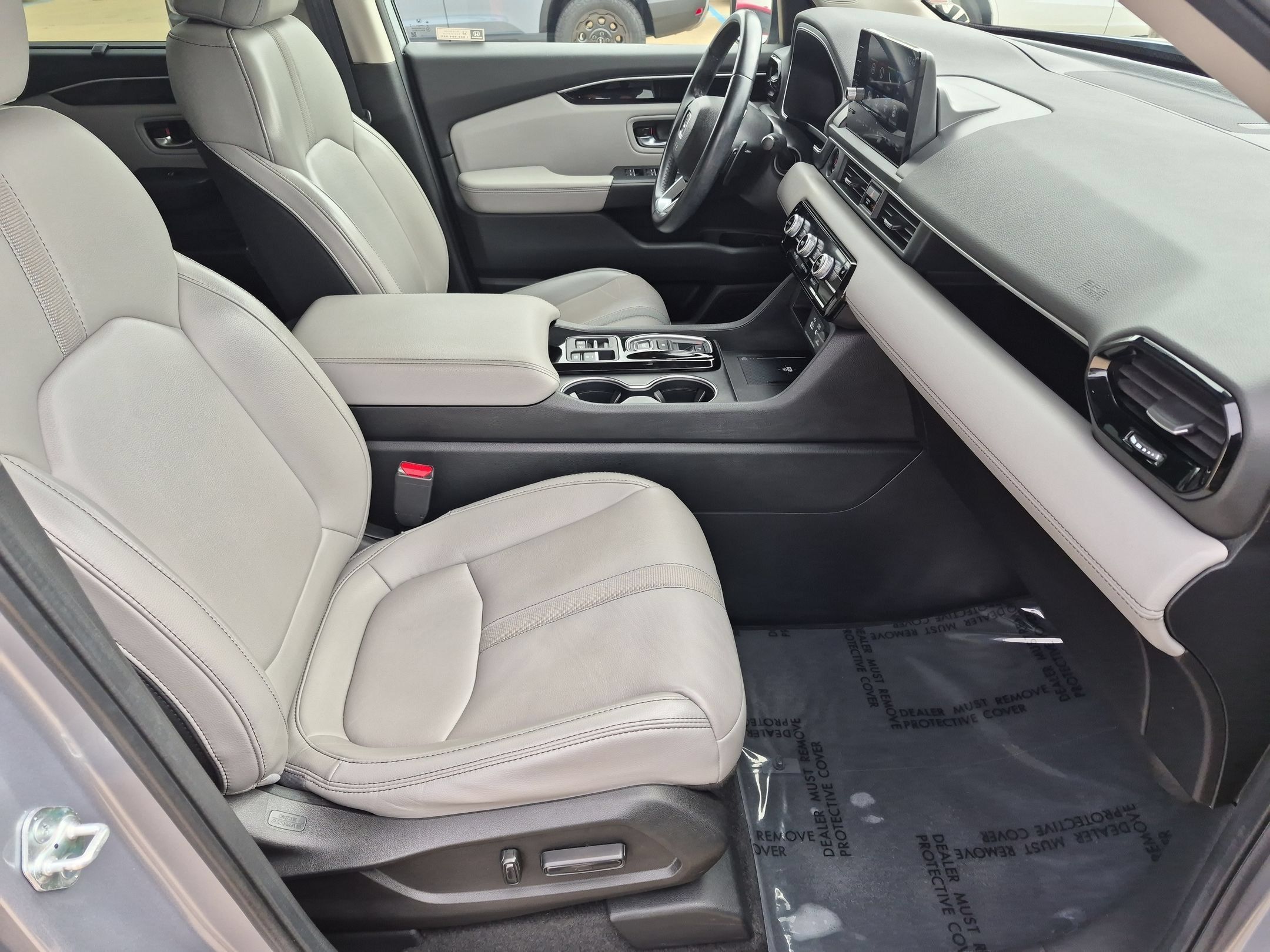Certified 2023 Honda Pilot Touring image 31