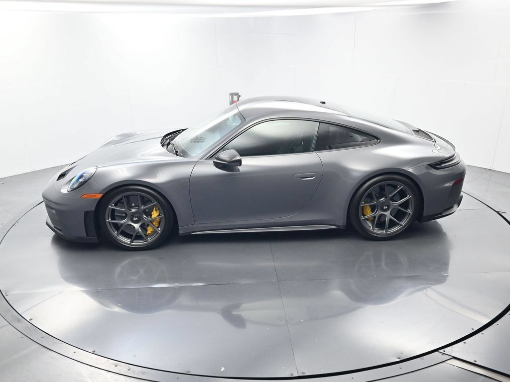 Certified 2026 Porsche 911 GT3 RWD image 39
