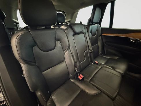 Used 2021 Volvo XC90 T6 Momentum w/ Advanced Package AWD/4WD image 19