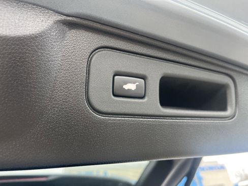 Used 2023 Honda Passport EX-L image 14