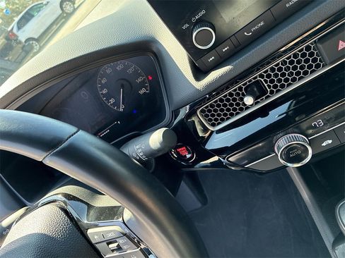 Used 2025 Honda Civic Sport image 24