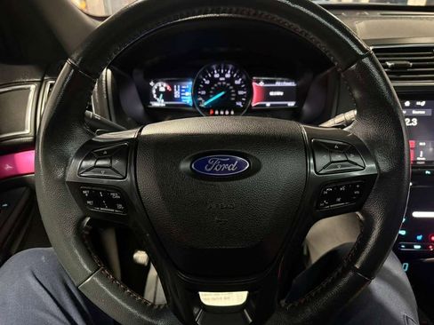 Used 2019 Ford Explorer Sport w/ Equipment Group 401A image 10