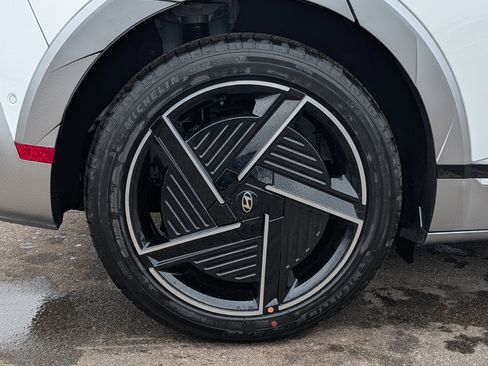 New 2026 Hyundai Ioniq 5 Limited image 5