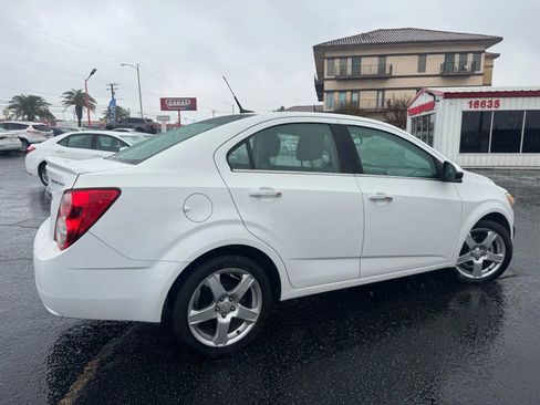 Used 2013 Chevrolet Sonic LTZ image 9
