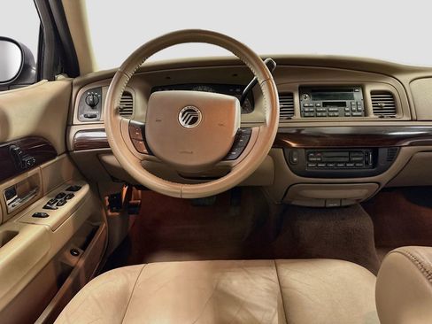 Used 2005 Mercury Grand Marquis LS RWD image 17