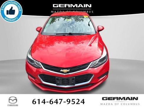 Used 2018 Chevrolet Cruze LT image 3