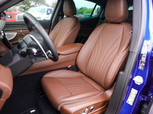 Used 2023 Maserati Grecale GT image 7