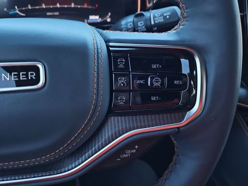 Used 2024 Jeep Grand Wagoneer Series III w/ Quick Order Packagew 28T image 25