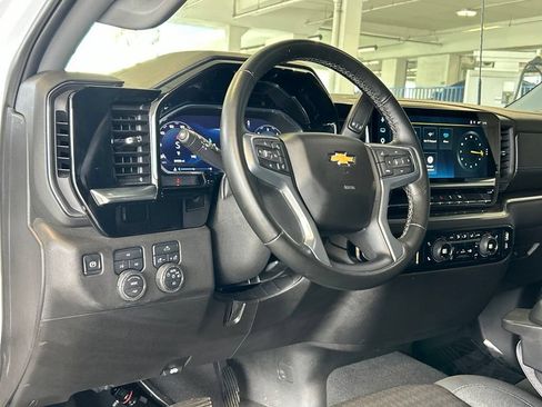 Used 2025 Chevrolet Silverado 2500 LT w/ Convenience Package AWD/4WD image 37