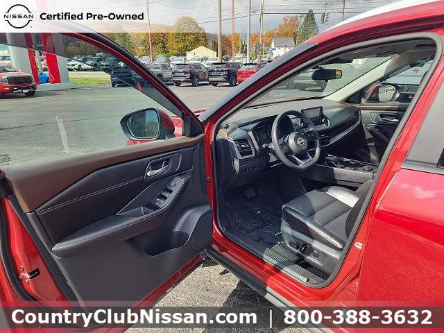 Certified 2023 Nissan Rogue SV w/ SV Premium B Package AWD/4WD image 10