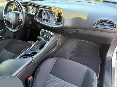 Used 2019 Dodge Challenger R/T Scat Pack w/ Shaker Package image 13