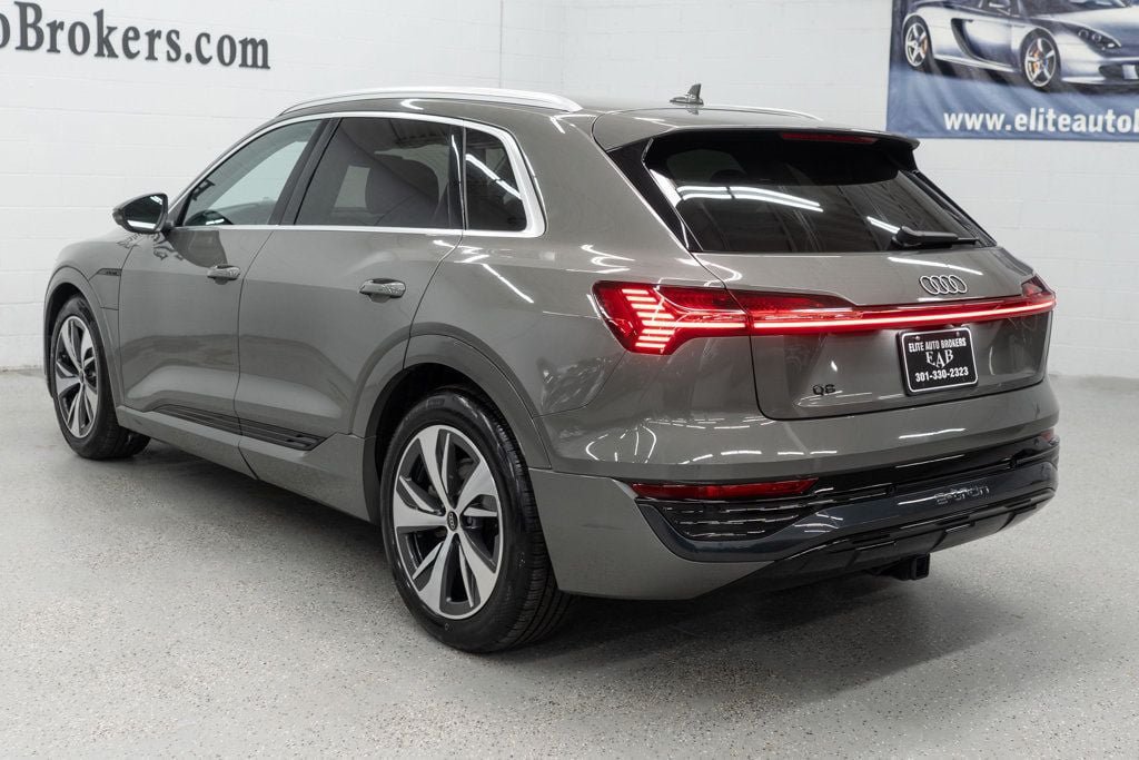 Used 2024 Audi Q8 e-tron Premium AWD/4WD image 6