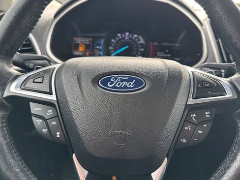 Used 2019 Ford Edge SEL w/ Equipment Group 201A image 24