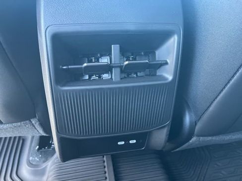 New 2026 Jeep Cherokee Limited image 19