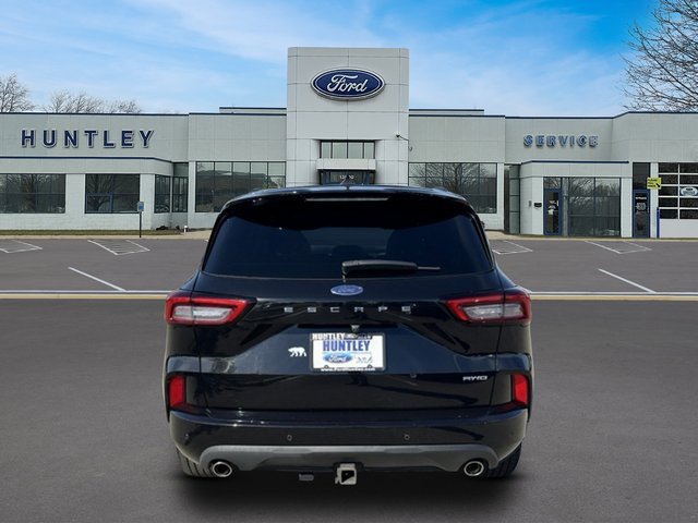 Used 2023 Ford Escape ST-Line Select w/ Tech Pack #2 AWD/4WD image 4