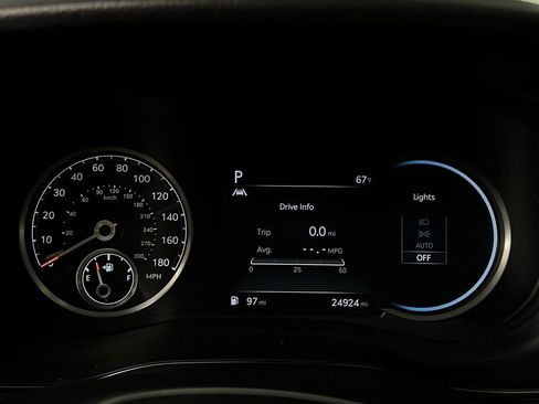 Used 2023 Genesis G70 2.0T w/ Sport Prestige Package image 14