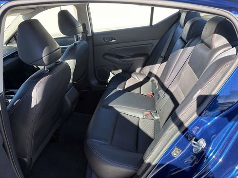 Used 2024 Nissan Altima 2.5 SR image 11