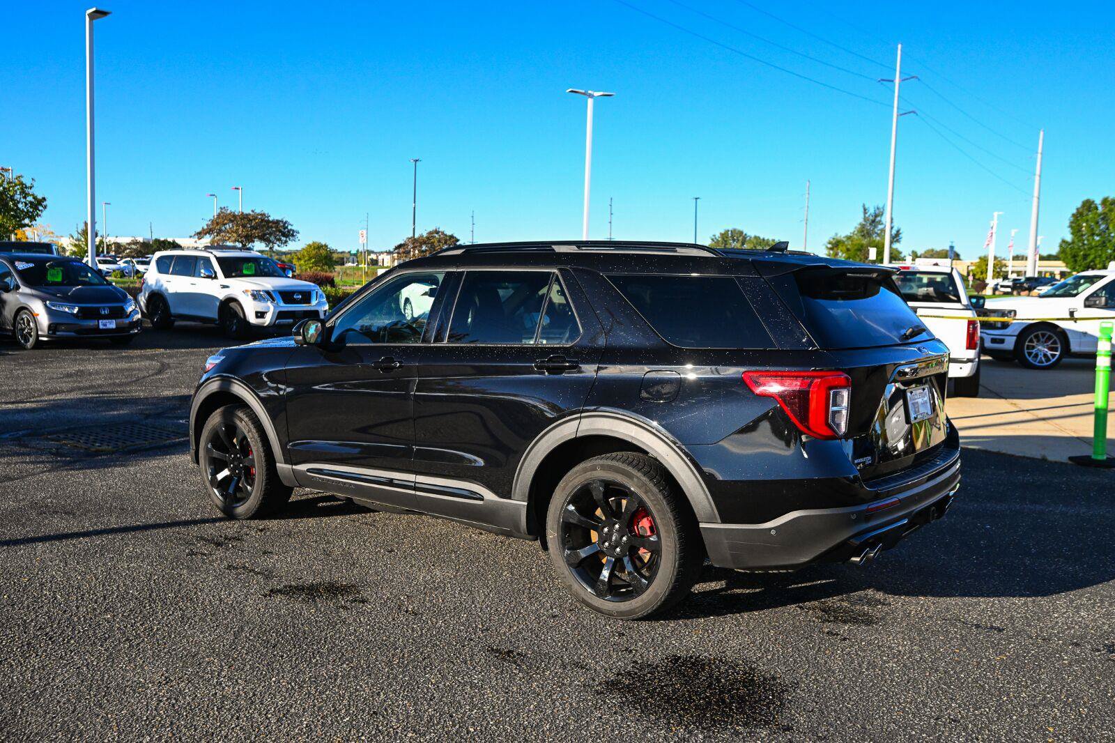 Used 2020 Ford Explorer ST w/ ST Street Pack AWD/4WD image 7