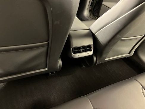 Used 2023 Tesla Model 3 Standard Range RWD image 39