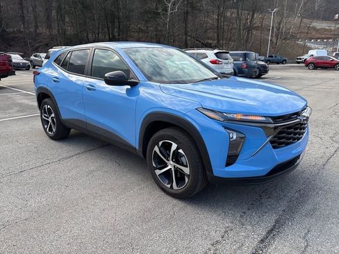 Certified 2024 Chevrolet Trax RS image 7