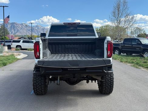 Used 2023 GMC Sierra 3500 SLT w/ SLT Premium Package AWD/4WD image 12