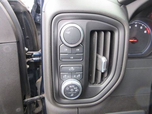 Used 2023 GMC Sierra 3500 Pro w/ Convenience Package image 23