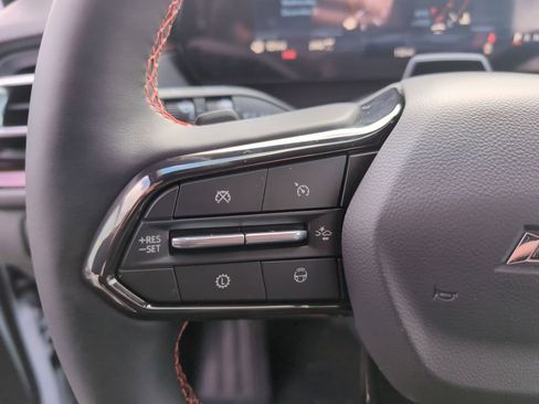 New 2026 Chevrolet Traverse RS w/ LPO, Floor Liner Package image 17