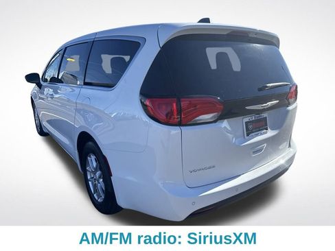 New 2026 Chrysler Voyager LX image 4