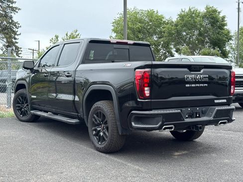 Used 2024 GMC Sierra 1500 Elevation w/ Elevation Premium Package AWD/4WD image 6