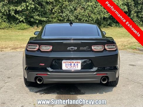Used 2022 Chevrolet Camaro LT w/ RS Package image 6