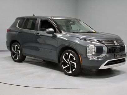 Used 2024 Mitsubishi Outlander SE