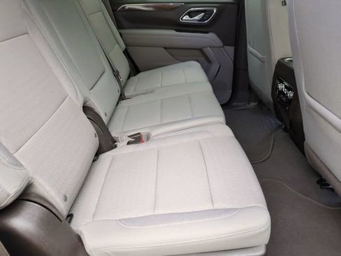 Used 2024 GMC Yukon SLE w/ Gmc Pro Safety Plus Package AWD/4WD image 24