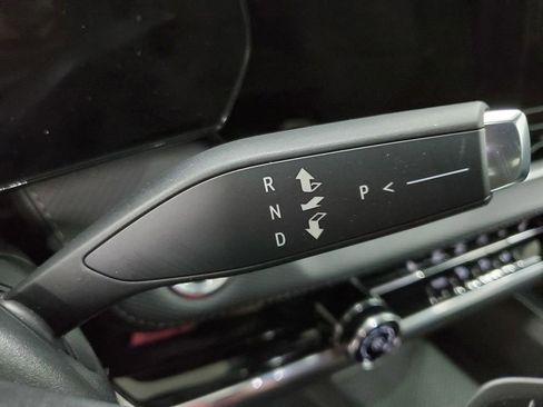 Used 2026 Chevrolet Equinox LT image 32