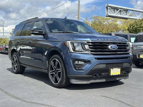 Certified 2019 Ford Expedition Limited w/ Equipment Group 303A image 52