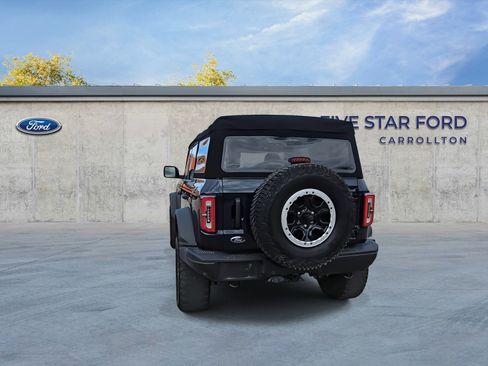 Used 2021 Ford Bronco Badlands image 8