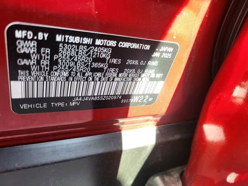 Used 2025 Mitsubishi Outlander SE AWD/4WD image 5
