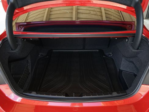 Used 2020 BMW M4 CS w/ Executive Package image 32