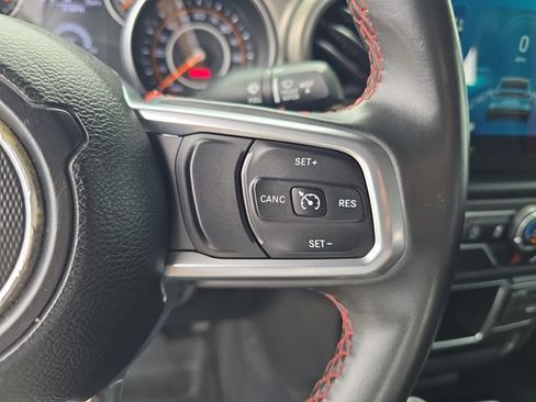 Used 2019 Jeep Wrangler Sport AWD/4WD image 23