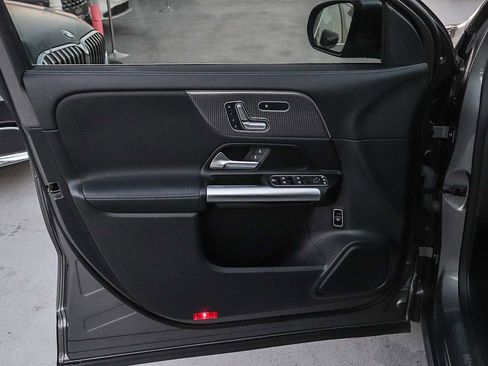 Used 2023 Mercedes-Benz GLA 250 image 29