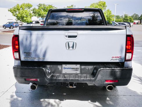 Used 2023 Honda Ridgeline Sport image 9