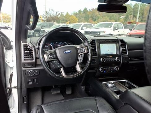 Used 2021 Ford Expedition Max Limited image 8