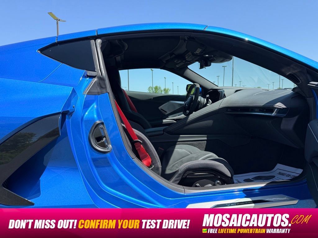 Used 2024 Chevrolet Corvette Stingray Preferred Cpe w/ Z51 Performance Package RWD image 8