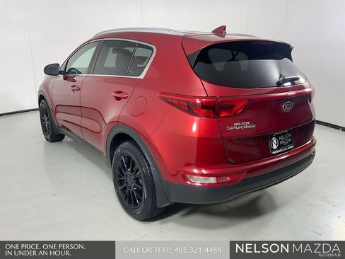 Used 2018 Kia Sportage LX w/ LX Popular Package AWD/4WD image 8